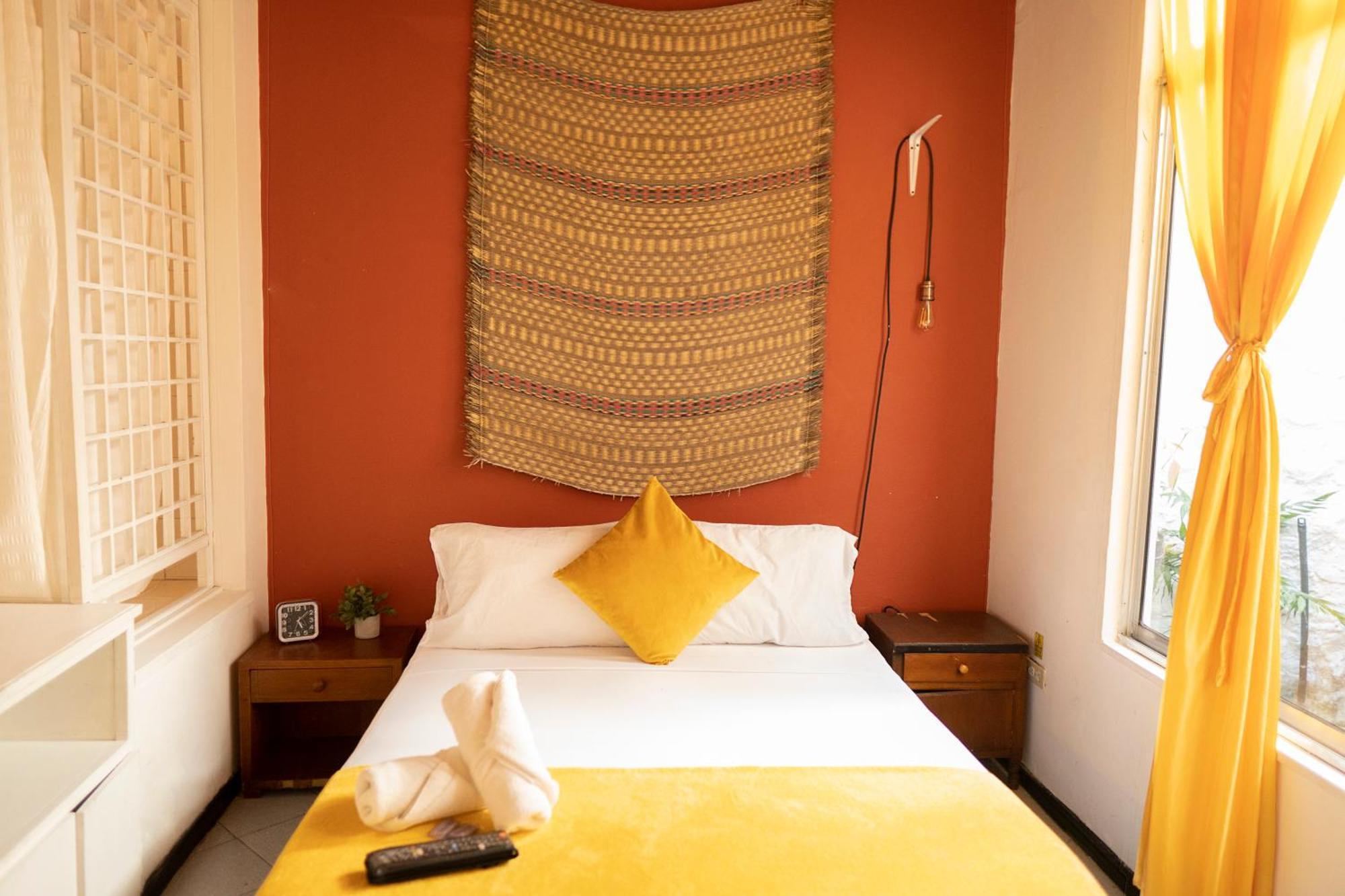 Africa House-Casa Hotel Laureles-La70 Medellin Bagian luar foto